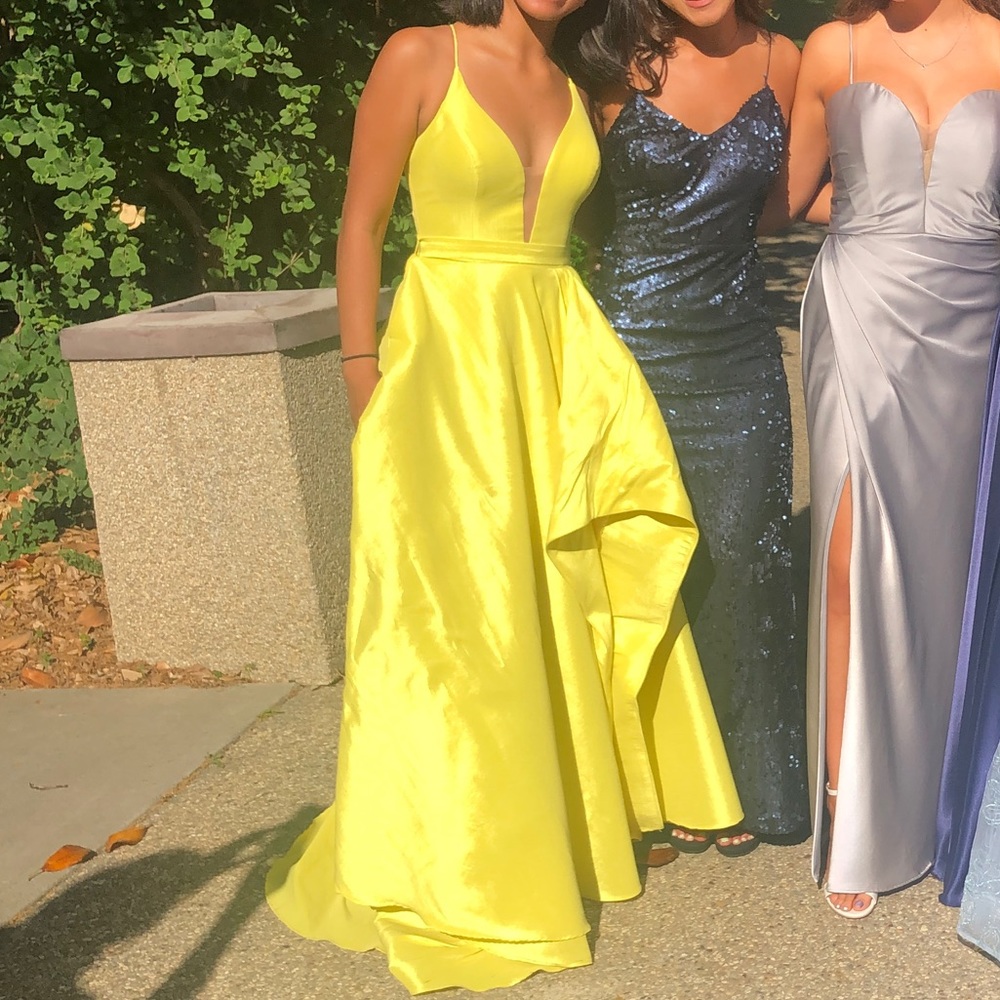 Bright yellow prom dress! - Picture 2 of 7